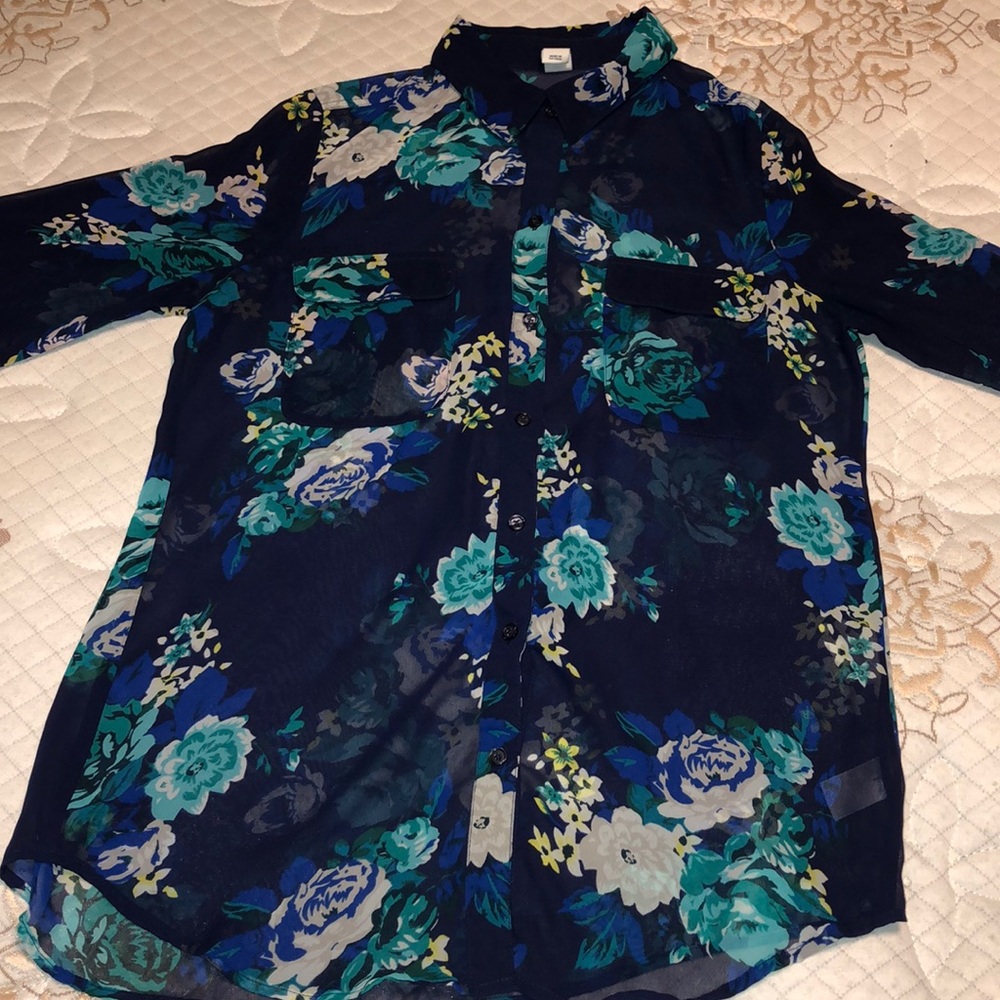 Old Navy button down blouse